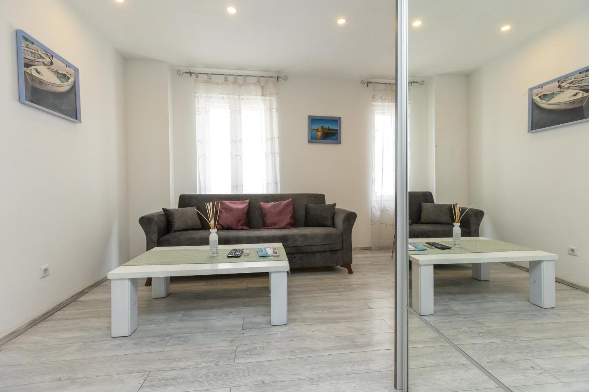 Alpha Loft 1Br Apartment In Center Zadar Dış mekan fotoğraf