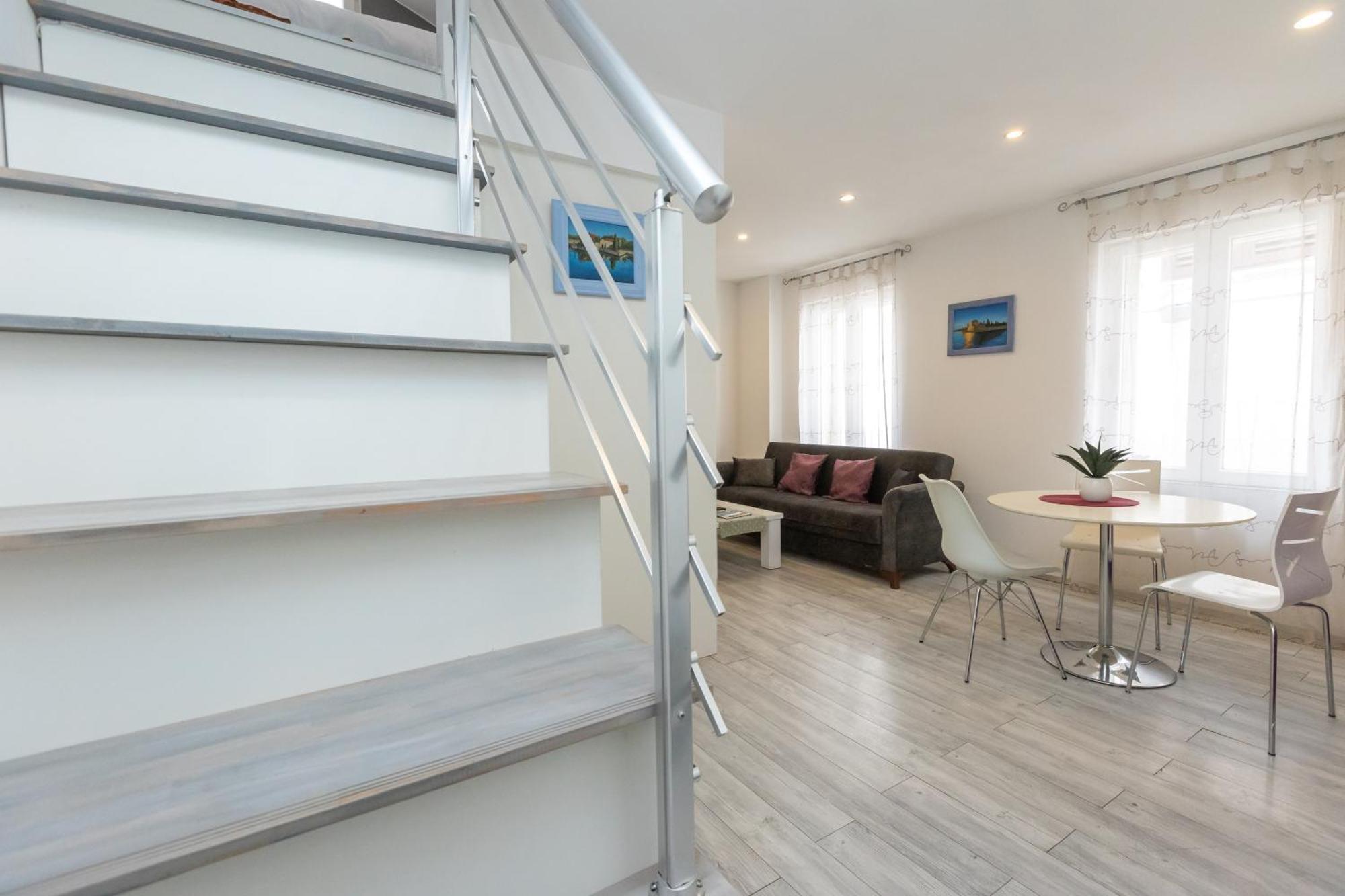 Alpha Loft 1Br Apartment In Center Zadar Dış mekan fotoğraf